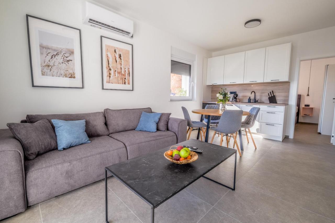 Apartment House Vista ซริกเวนิซา ภายนอก รูปภาพ